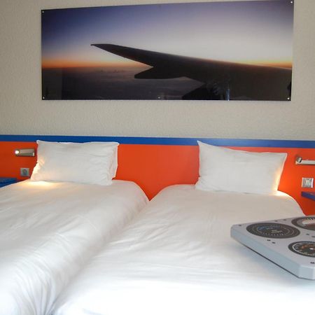 Ibis Styles Marseille Aeroport Vitrolles (Bouches-du-Rhone) Exterior foto