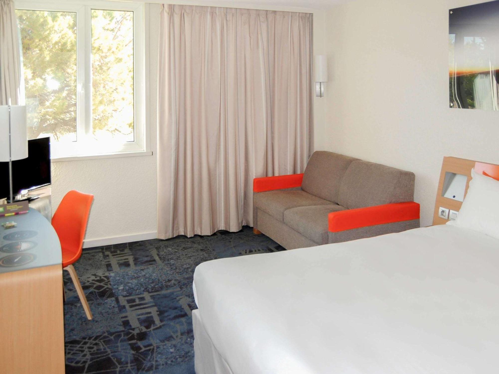 Ibis Styles Marseille Aeroport Vitrolles (Bouches-du-Rhone) Exterior foto